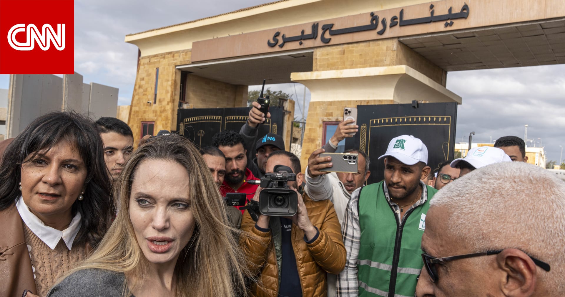 بعد زيارة معبر رفح.. ماذا قالت أنجلينا جولي عن وقف إطلاق النار في غزة؟