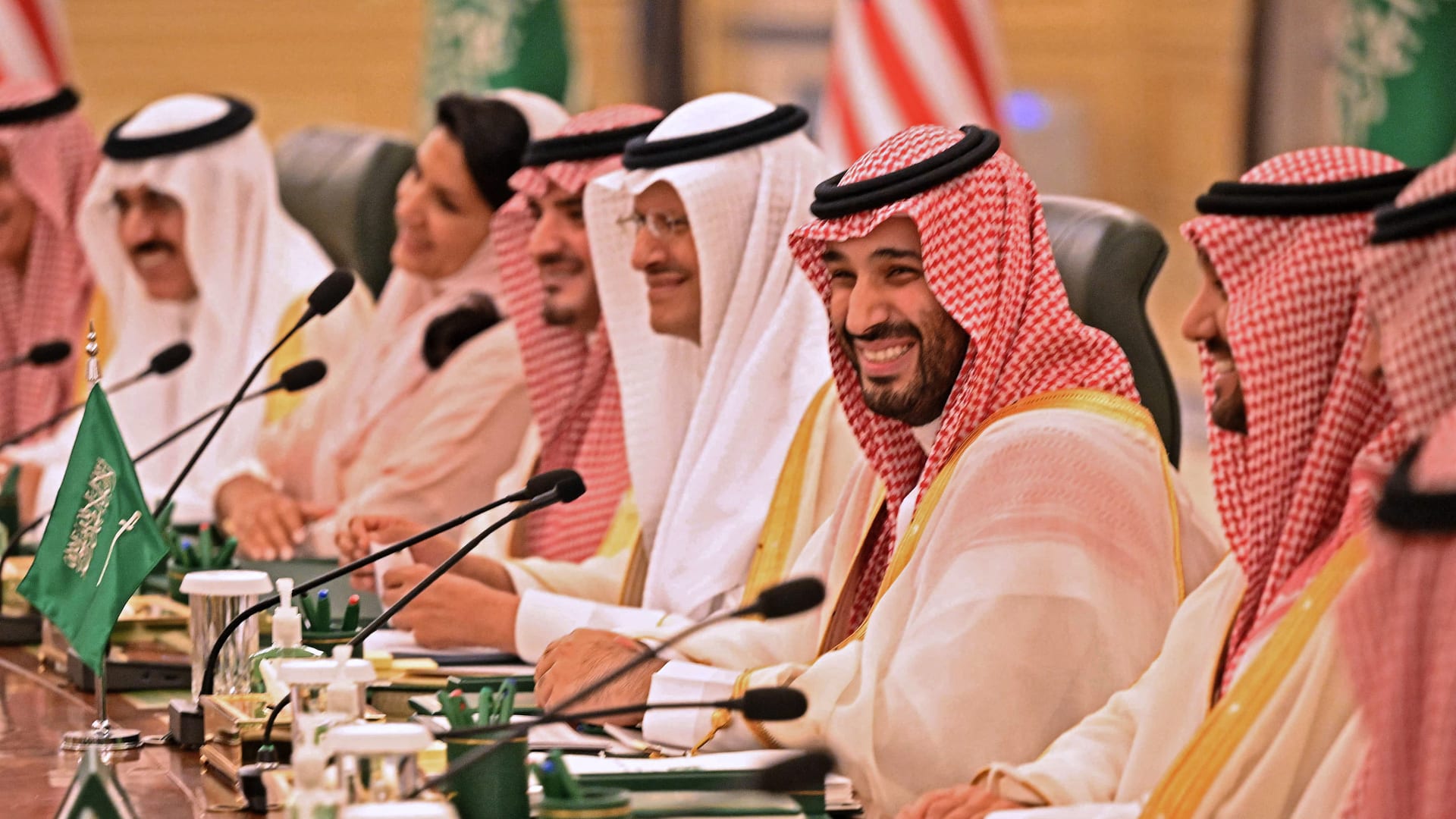 محمد بن سلمان على رأس وفد حكومي بلقاء وفد أمريكي بقيادة بايدن في الرياض 
