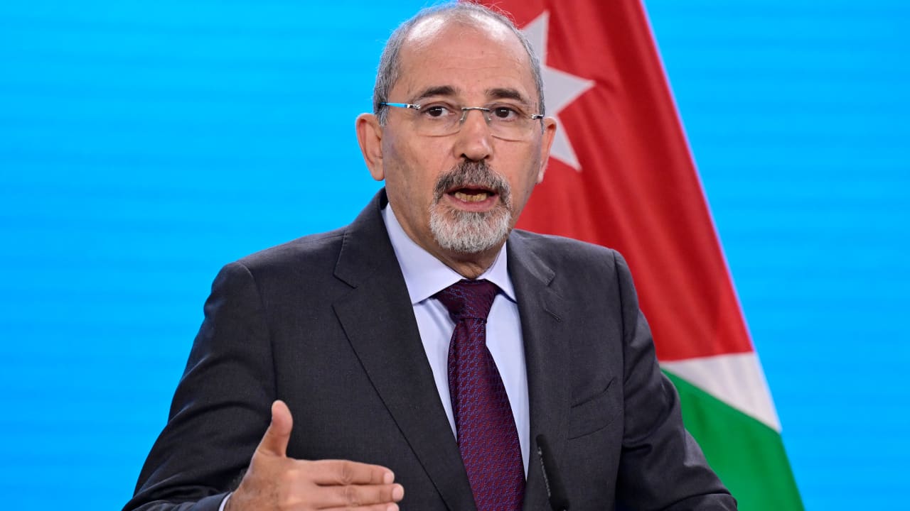 الأردن يكشف عن إجراءات اتخذها ضد دبلوماسيين إيرانيين.. ويؤكد: "الحرب لم تبدأ من عندنا"