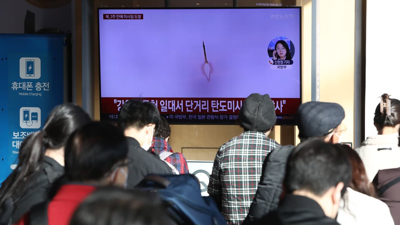 كوريا الجنوبية تعلن إطلاق بيونغ يانغ صاروخا باليستيا.. واليابان تحذر
