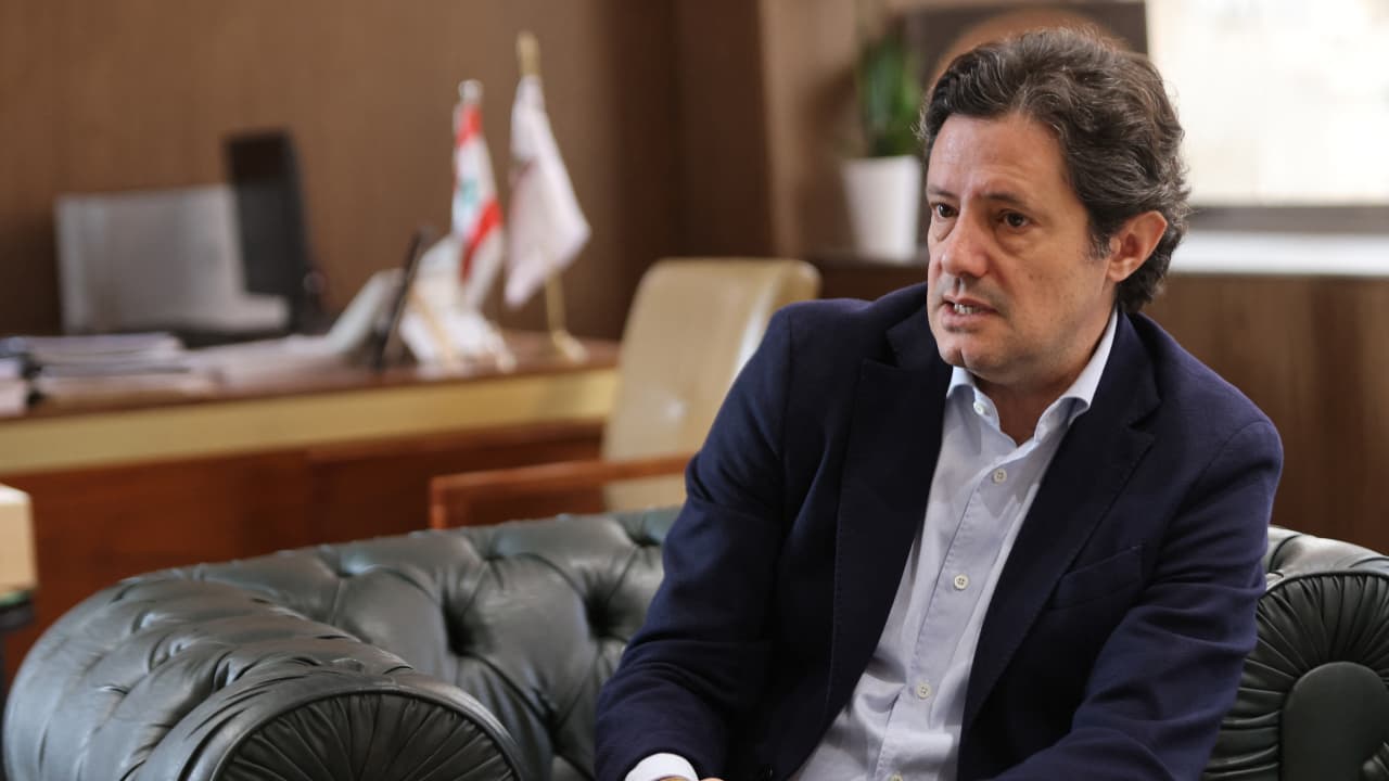 "يحتاج لقرار قضائي".. وزير الإعلام اللبناني يعلق على المطالبات بحذف تطبيق "تيكتوك" بعد الاعتداء جنسيا على قاصرين