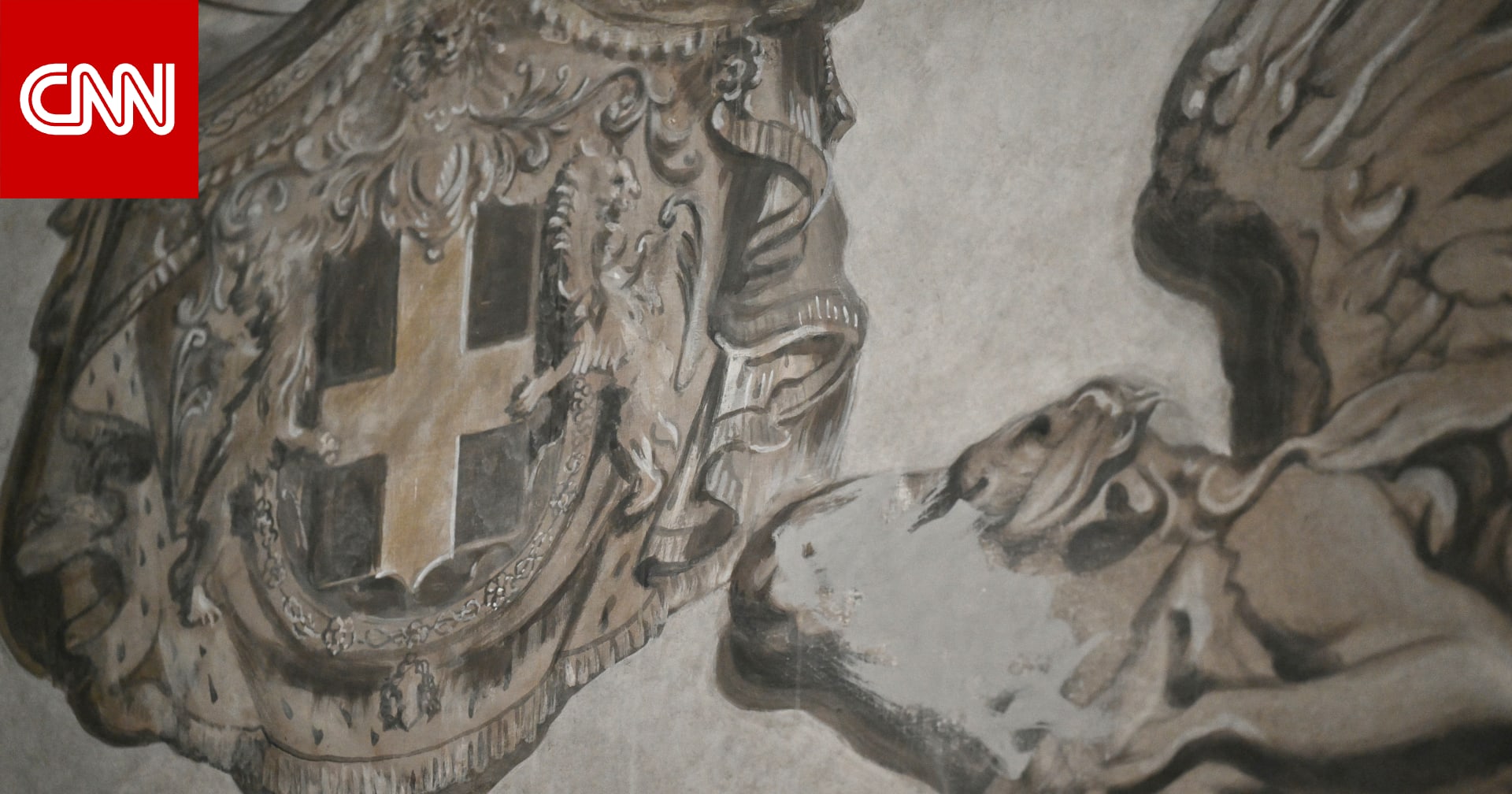 إزالة "الوجه الملائكي" لرئيسة وزراء إيطاليا من جدارية كنيسة بعدما أثار غضباً