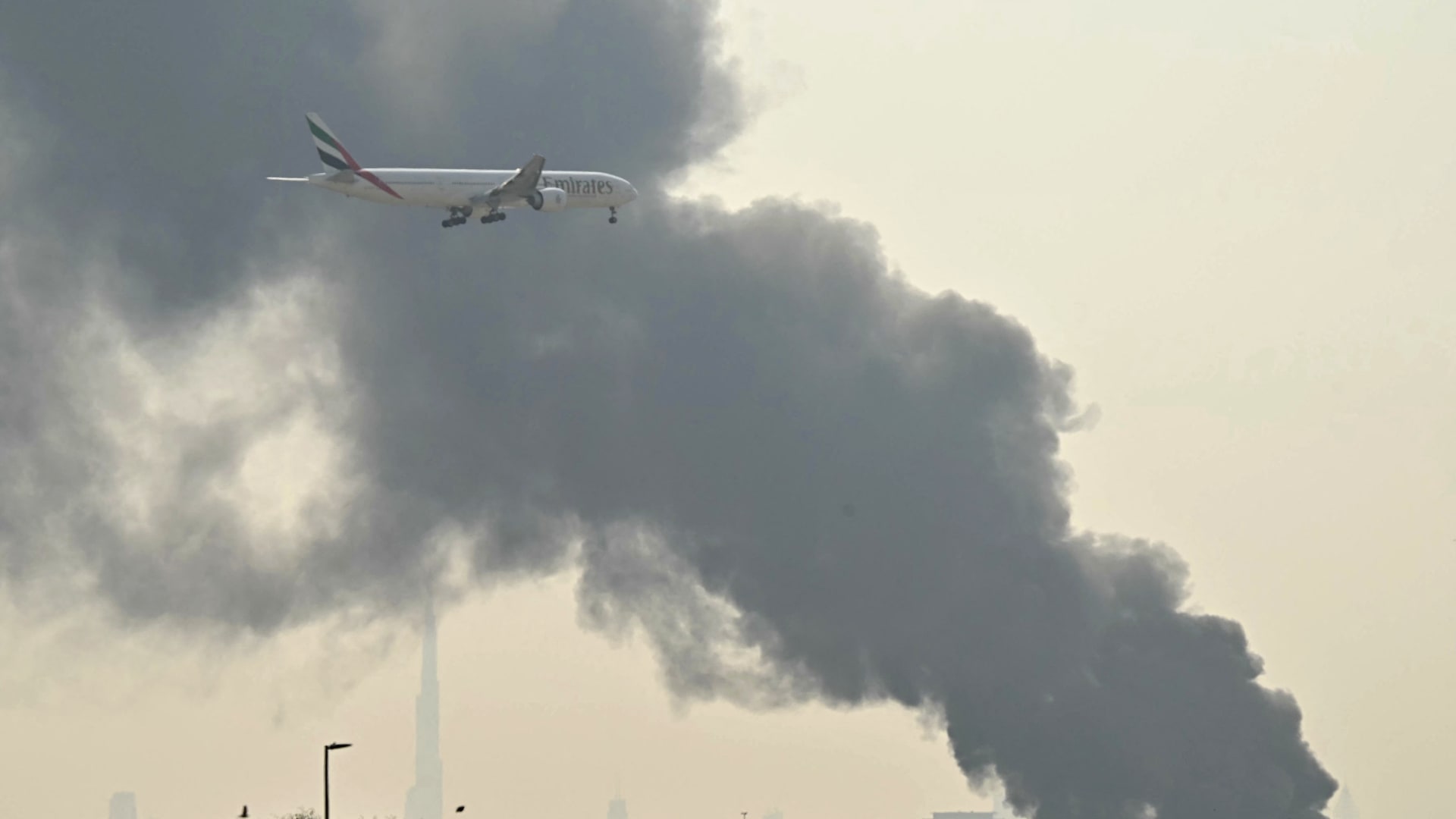 وزيرة إماراتية: هجمات إيران "جنون".. ونعزز العلاقات مع أمريكا