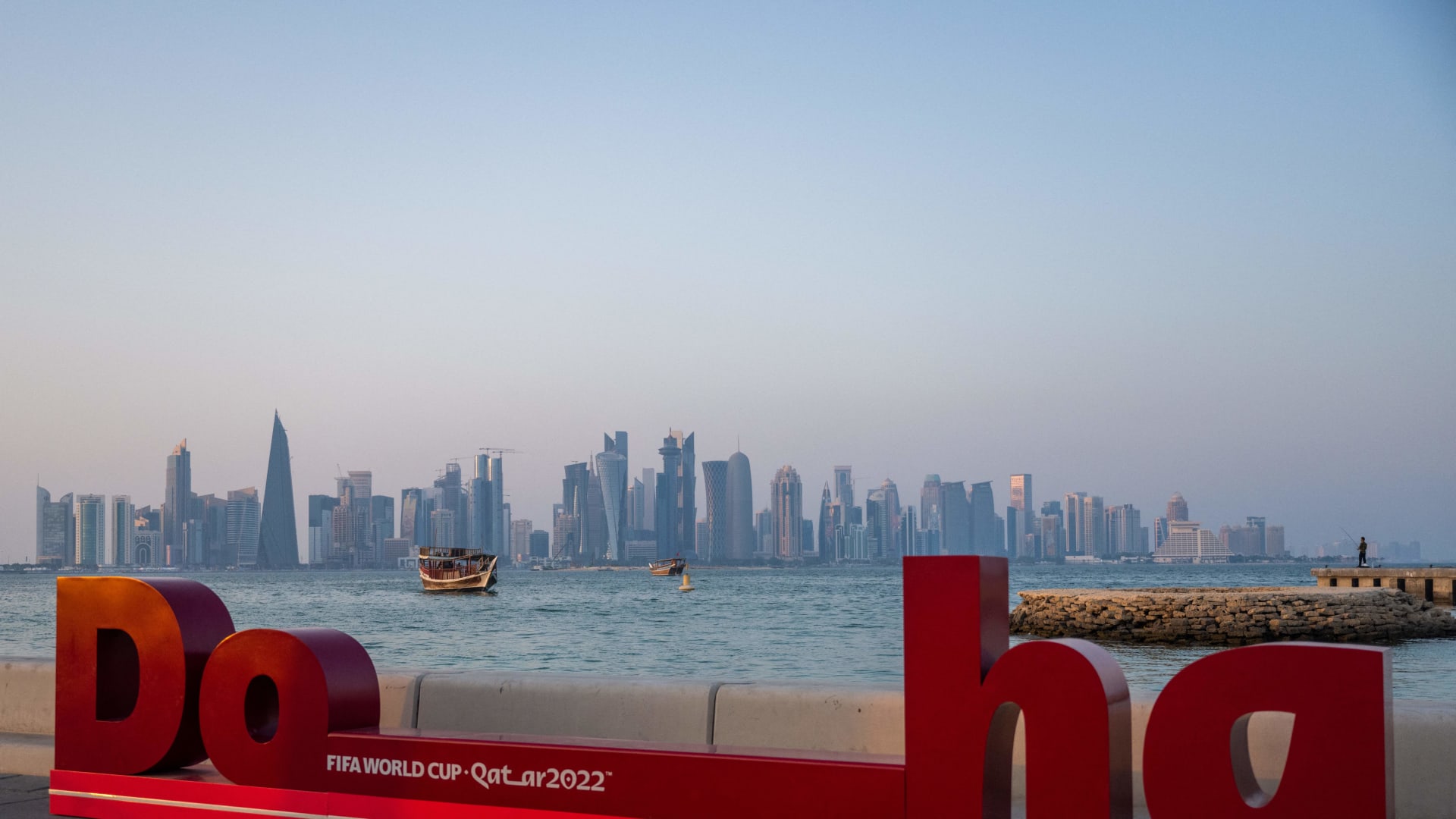 هيومن رايتس ووتش: أفراد مجتمع الميم في قطر تعرضوا للاعتقال وسوء المعاملة قبل كأس العالم