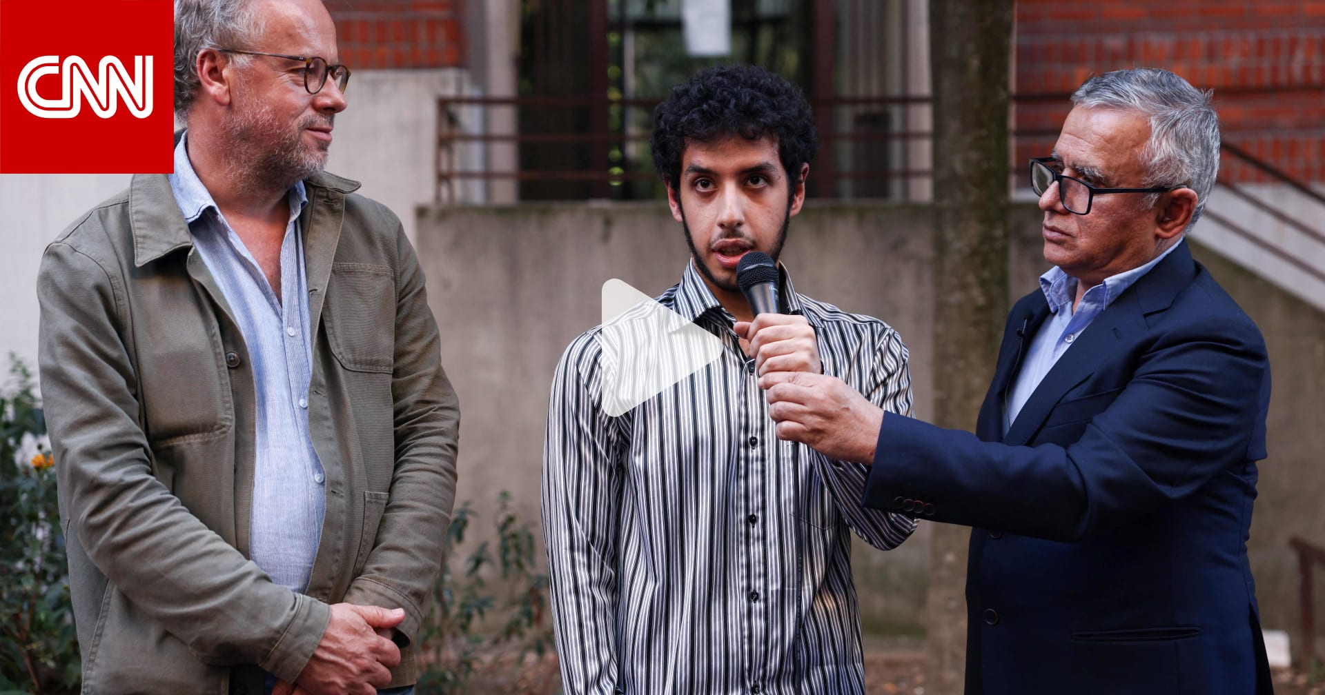 انفجرت فرحًا”.. شاهد ما قاله نجل إيرانية مسجونة فازت بـ”نوبل للسلام