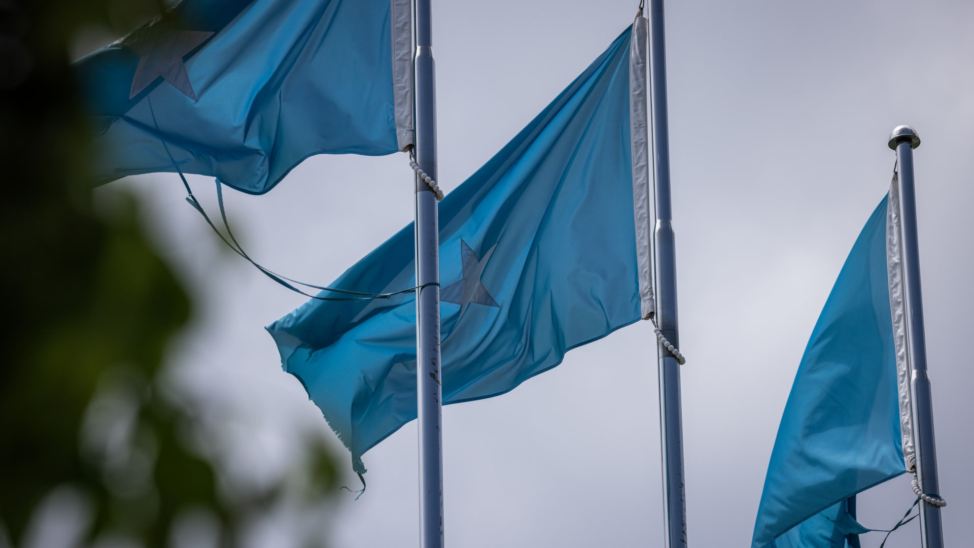 الصومال يعلن إلغاء جميع الاتفاقيات المُبرمة مع الإمارات