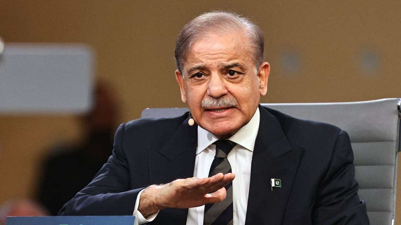 رئيس وزراء باكستان يزور السعودية وقطر وتركيا في ظل جهود لعقد جولة مفاوضات ثانية بين أمريكا وإيران