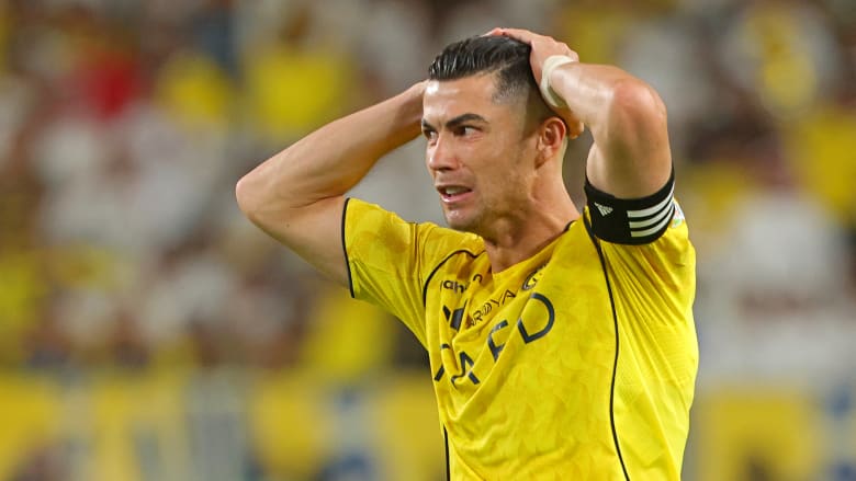 هذا ما فعله رونالدو بعد خسارة النصر نهائي دوري أبطال آسيا 2