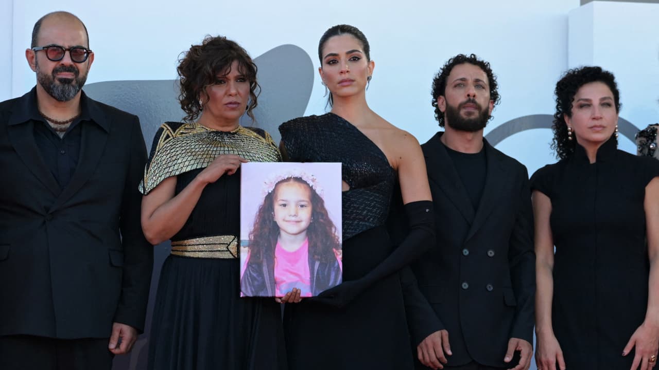 رشحته تونس للأوسكار.. فيلم "صوت هند رجب" يخطف القلوب في مهرجان فينيسيا 