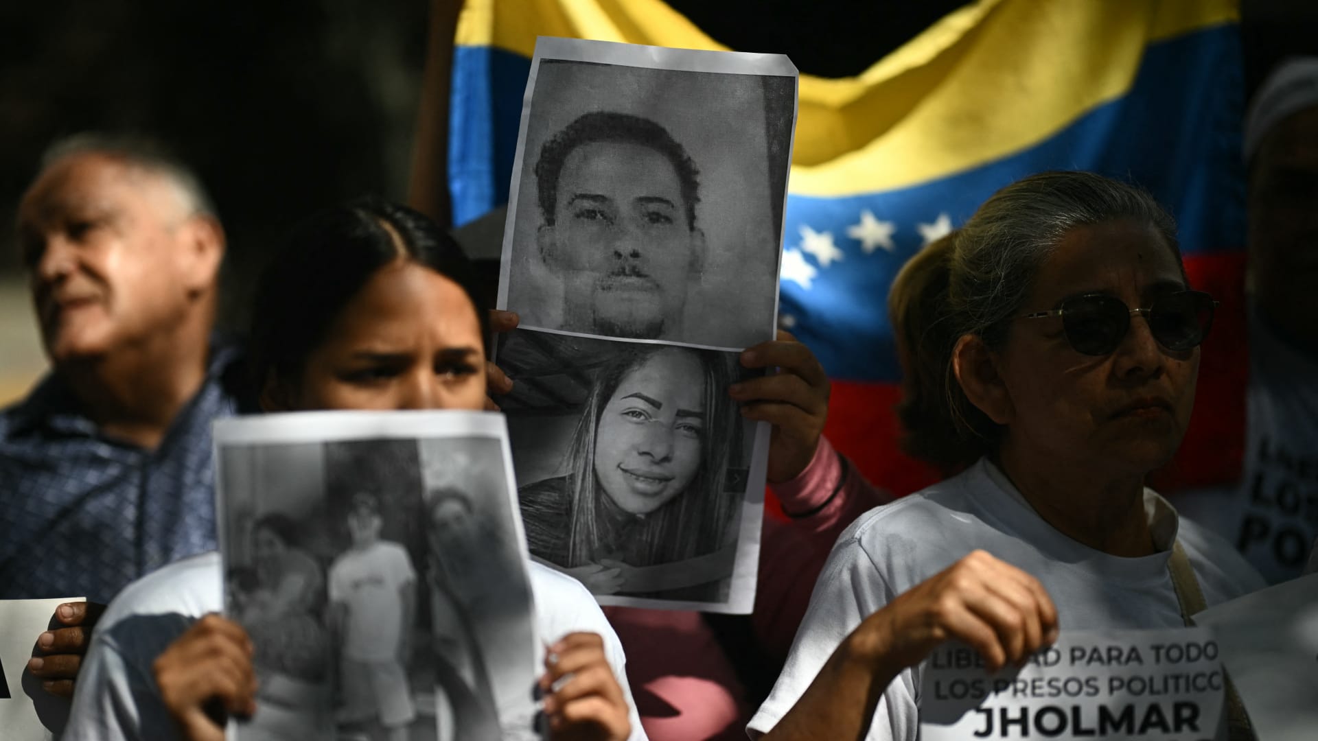 منظمة حقوقية: فنزويلا أطلقت سراح 80 سجينًا سياسيًا إضافيًا
