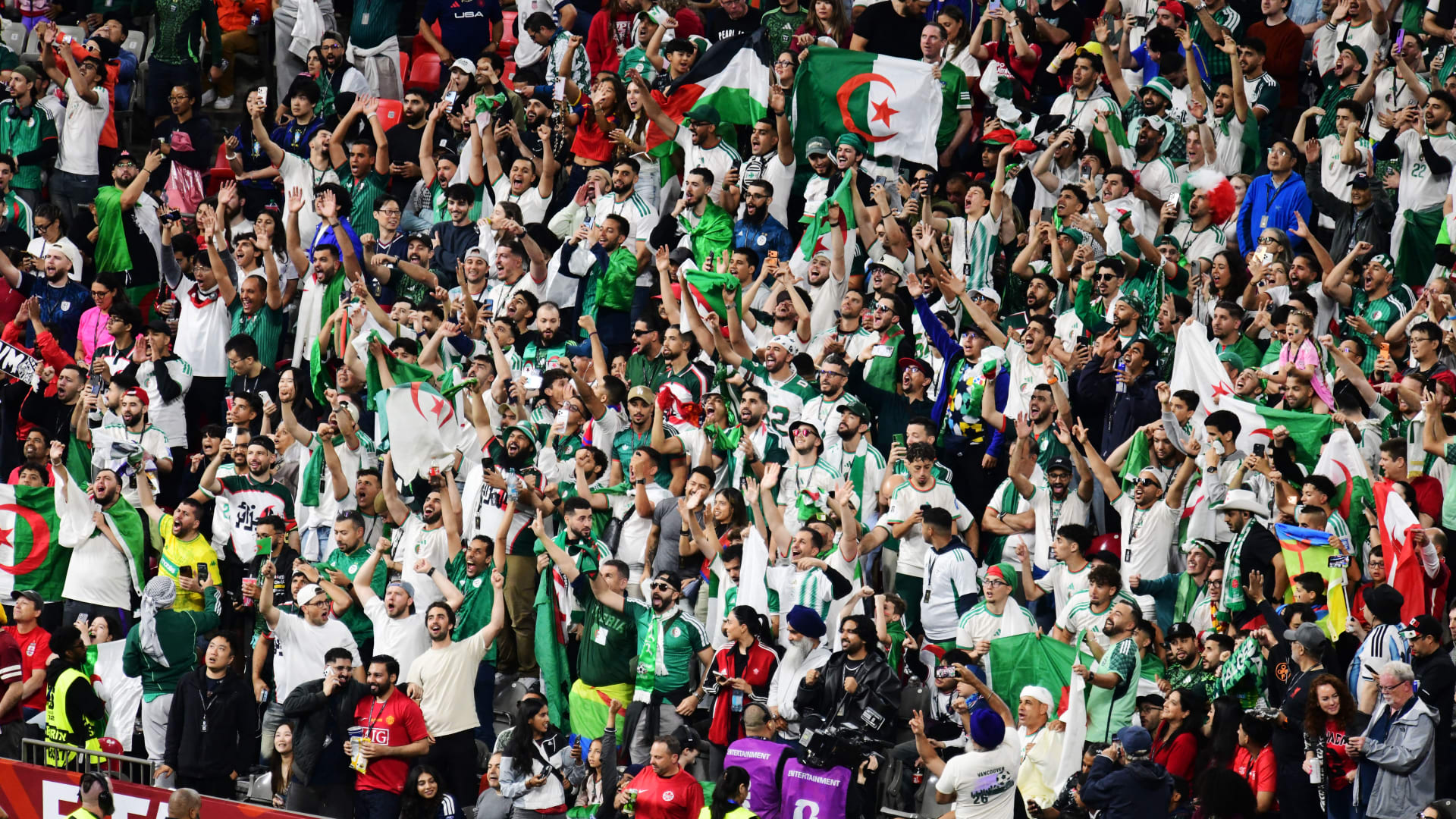 الكشف عن هوية المدرب الجديد لمنتخب الجزائر
