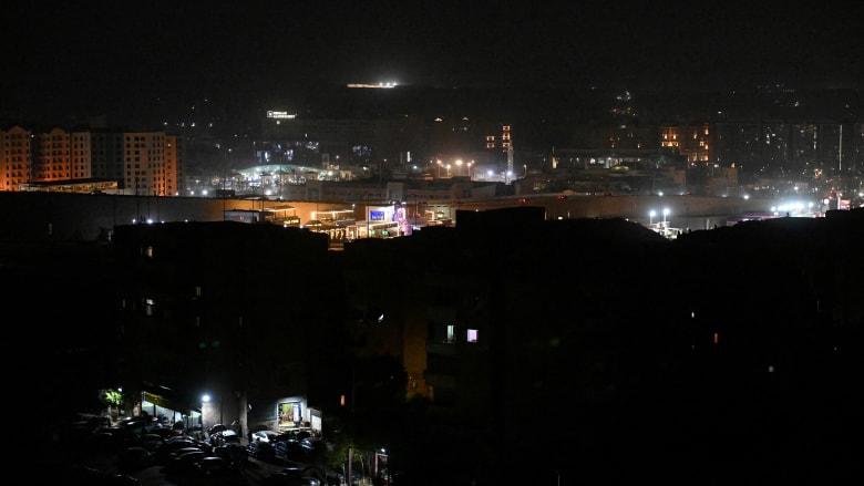 مصر تعدل مواعيد غلق المحال والمراكز التجارية خلال أسبوع