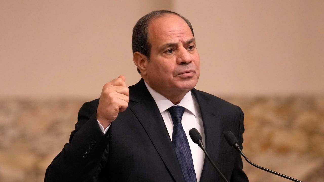 أول تصريحات للسيسي عن حادثي طابا ونويبع: مصر دولة قوية جدا لا تُمس