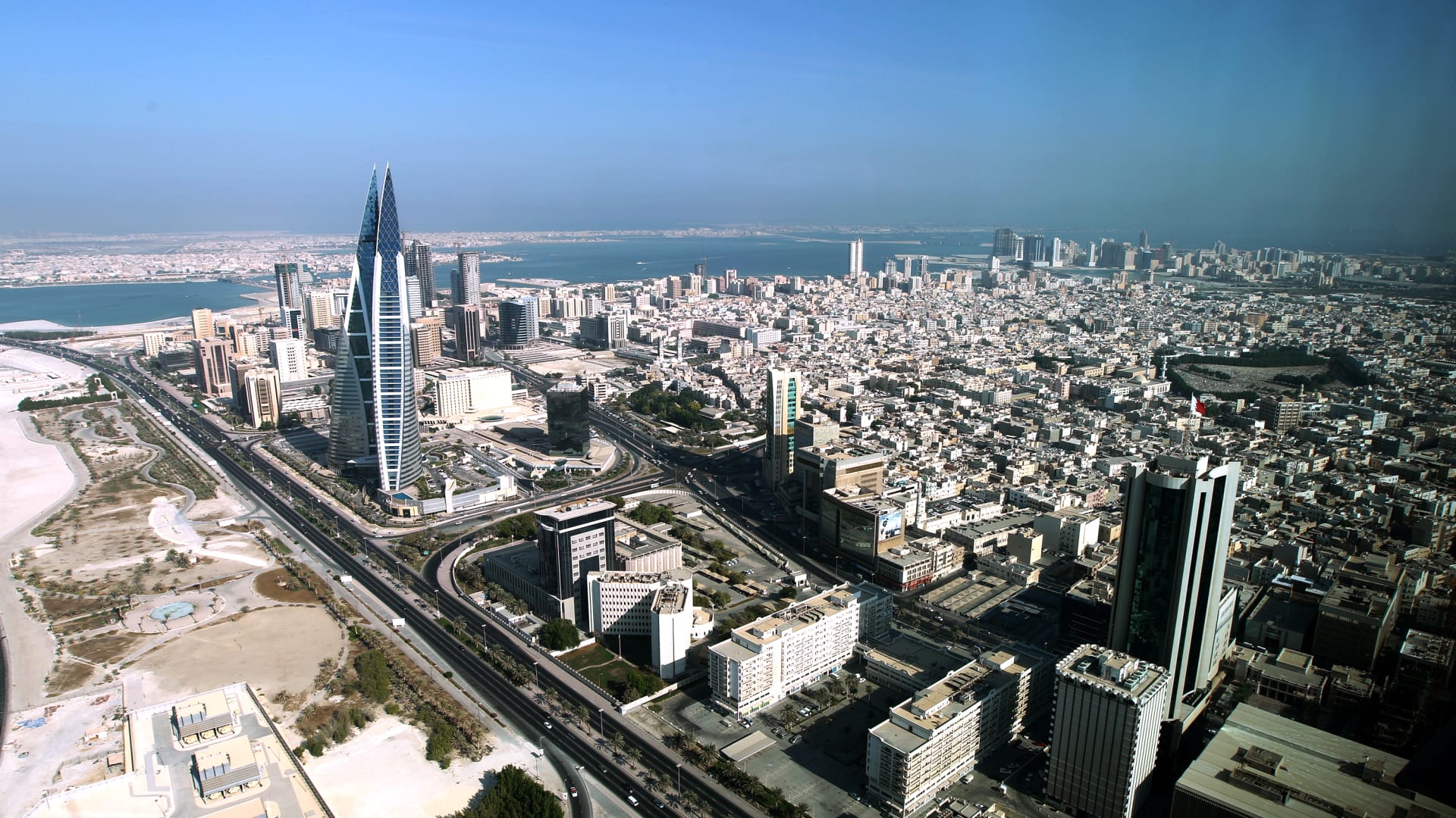 البحرين.. البدء بتنفيذ المرحلة الثانية من العقوبات البديلة ببرنامج "السجون المفتوحة"