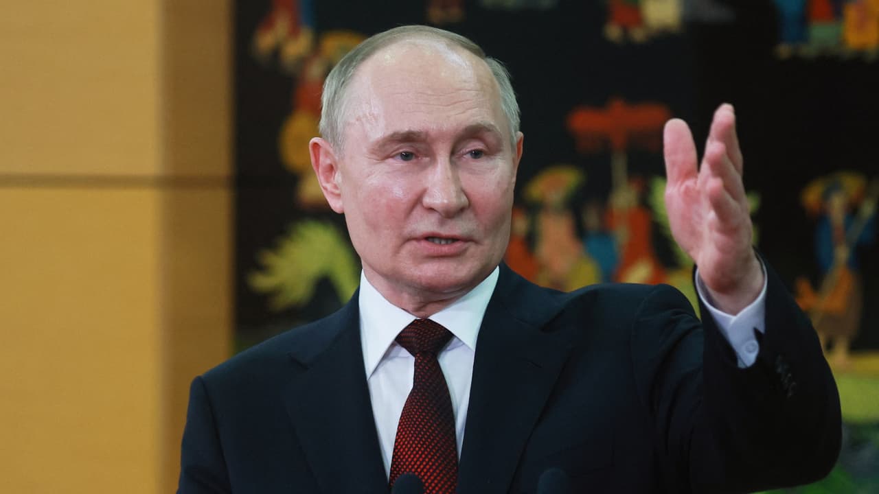 بوتين يهدد بتسليح كوريا الشمالية إذا واصل الغرب إمداد أوكرانيا بالأسلحة