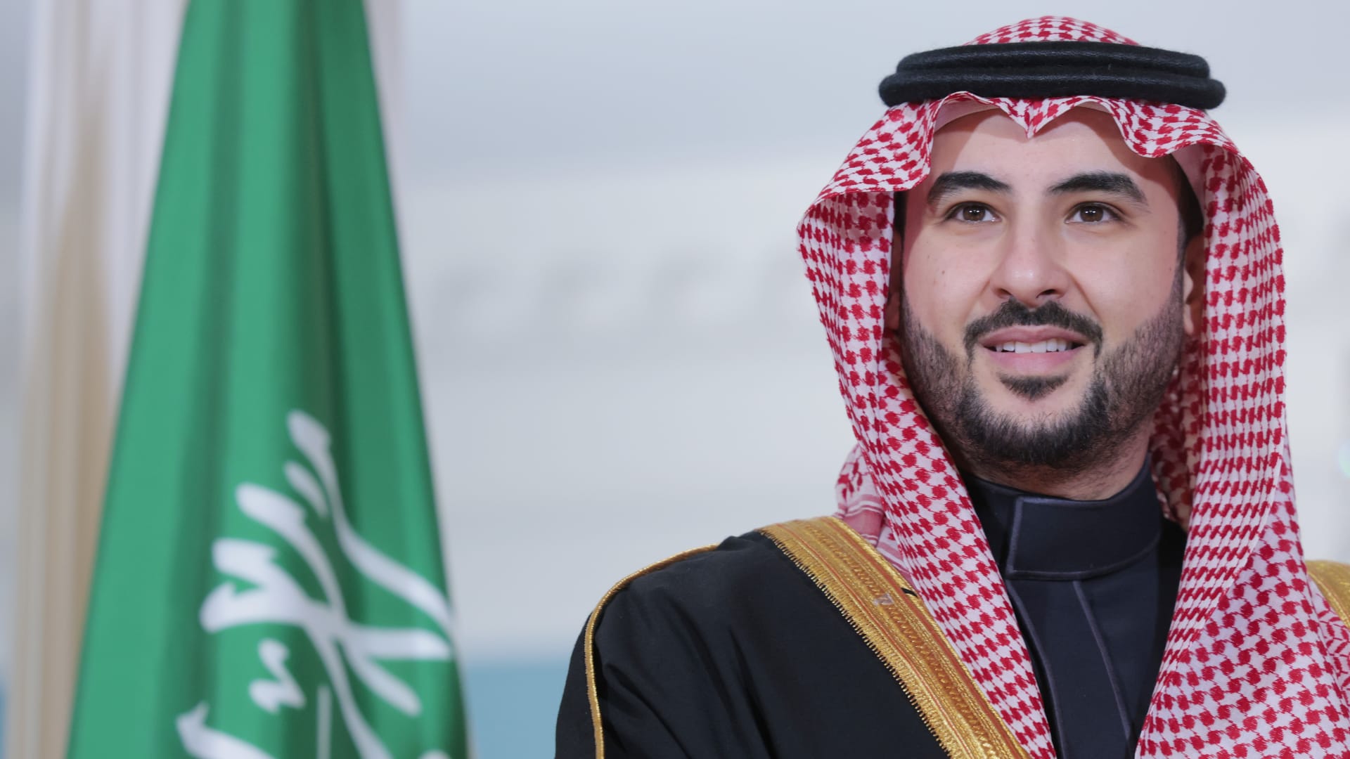 وزير دفاع السعودية يكشف ما بحثه في اتصال مع الأمين العام لـ"الناتو"