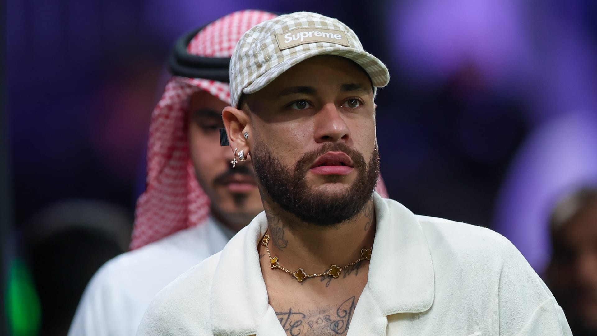 هذا ما فعله نيمار مع زملائه بعد فوز الهلال على اتحاد جدة في الدوري السعودي