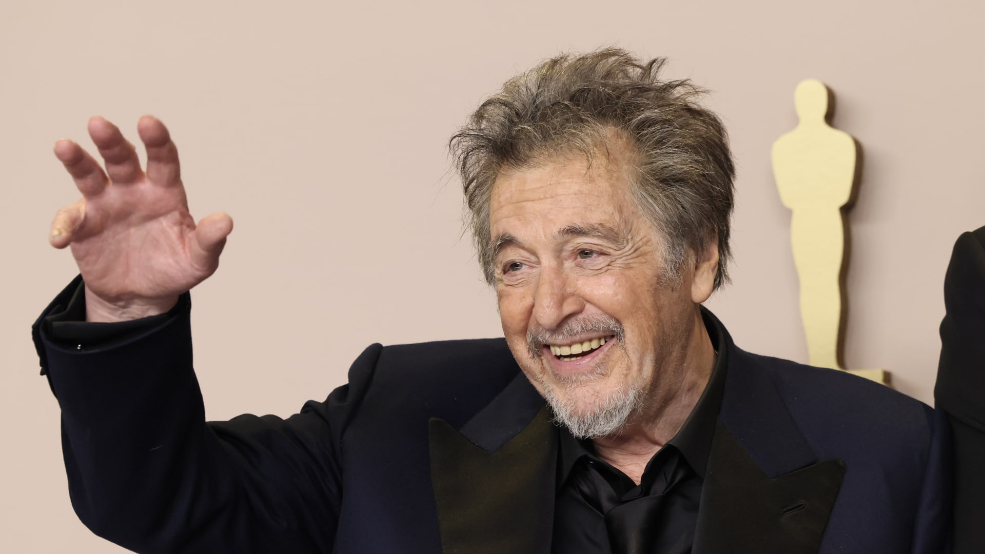 آل باتشينو يعتبر كونه أباً جديدًا بعمر الـ 84 عامًا "معجزة صغيرة" - CNN  Arabic