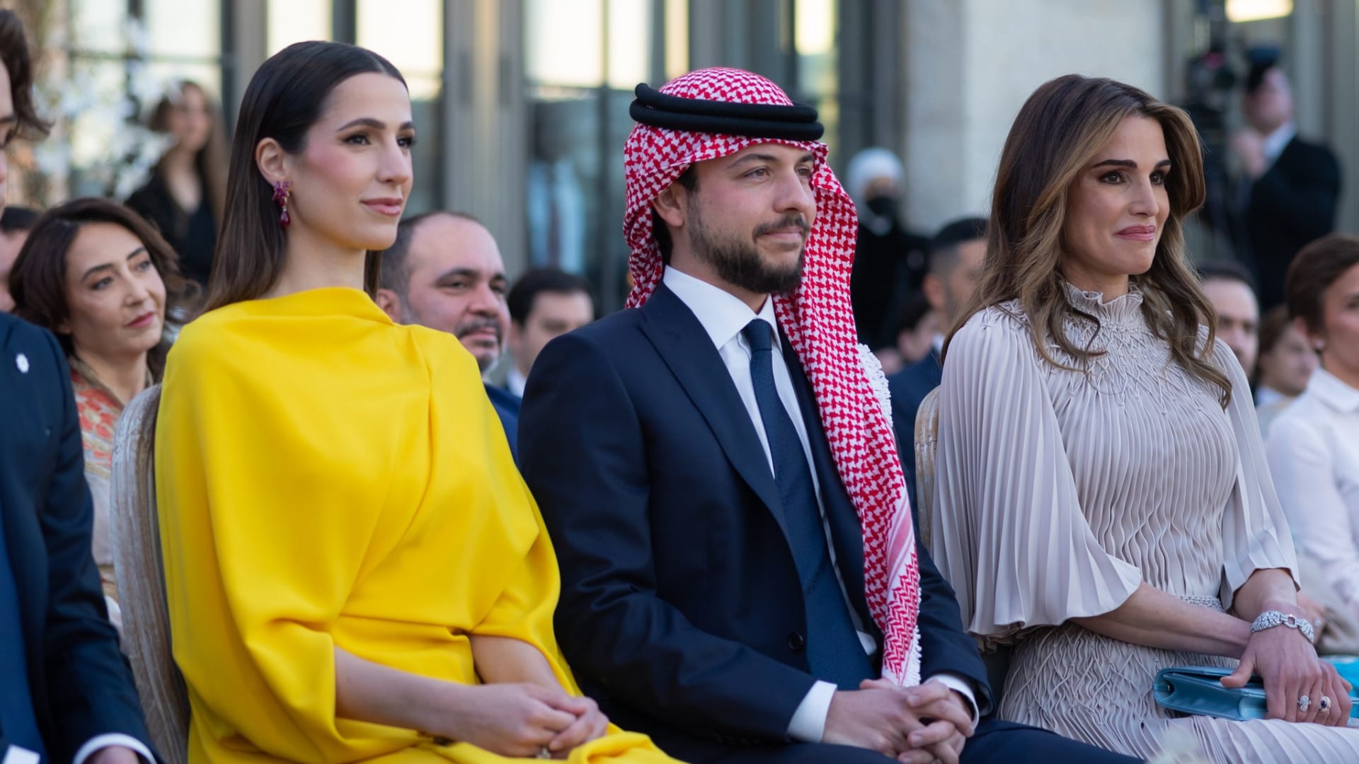 الملكة رانيا تنشر أغنية "قمر حزيران" التي أطلقها ملحم زين بمناسبة زفاف ولي العهد