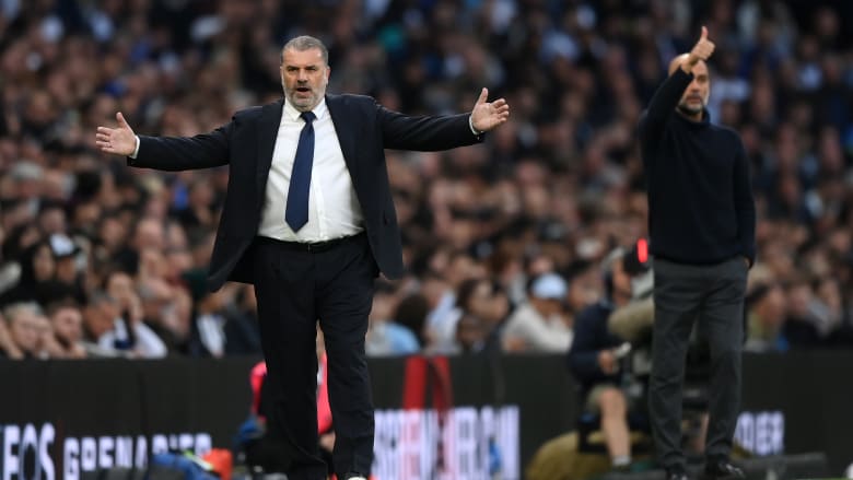 بعد تشجيعهم للمنافس ضدّ فريقهم.. تعليق "غاضب" من بوستيكوغلو عن جماهير توتنهام