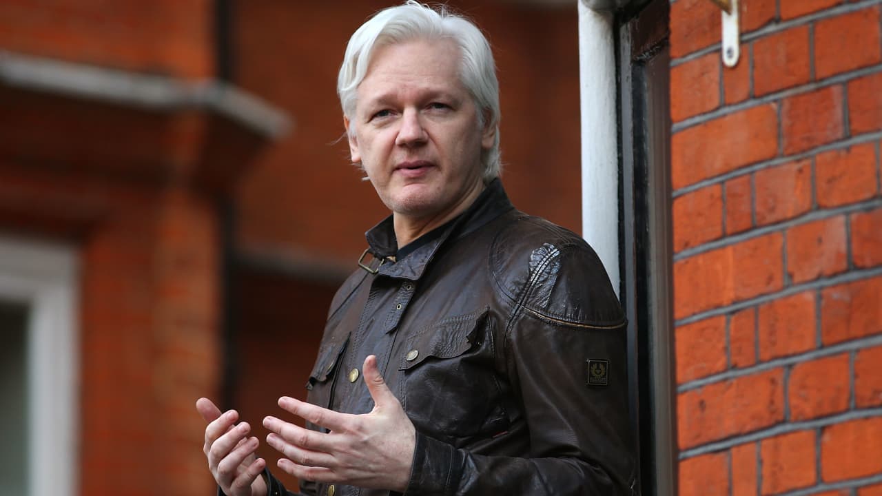 مؤسس ويكيليكس يخسر آخر محاولة للاستئناف ضد تسليمه إلى الولايات المتحدة
