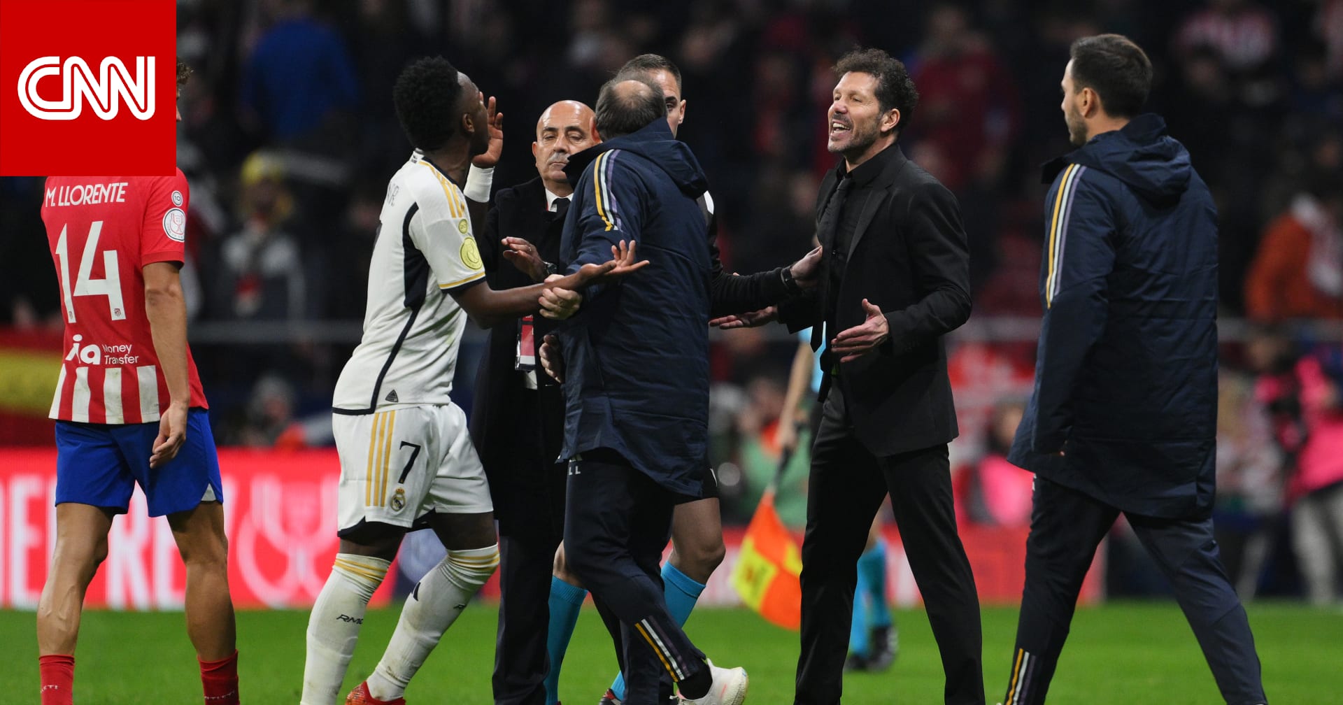 مشادة بين فينيسيوس وسيميوني على هامش مباراة ريال مدريد وأتلتيكو 