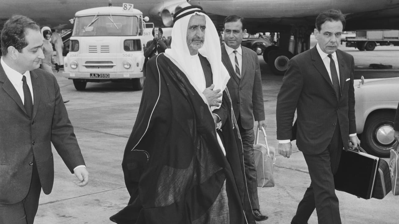 محمد بن راشد يترحم على "والد دبي" بعد 33 عاما على رحيله