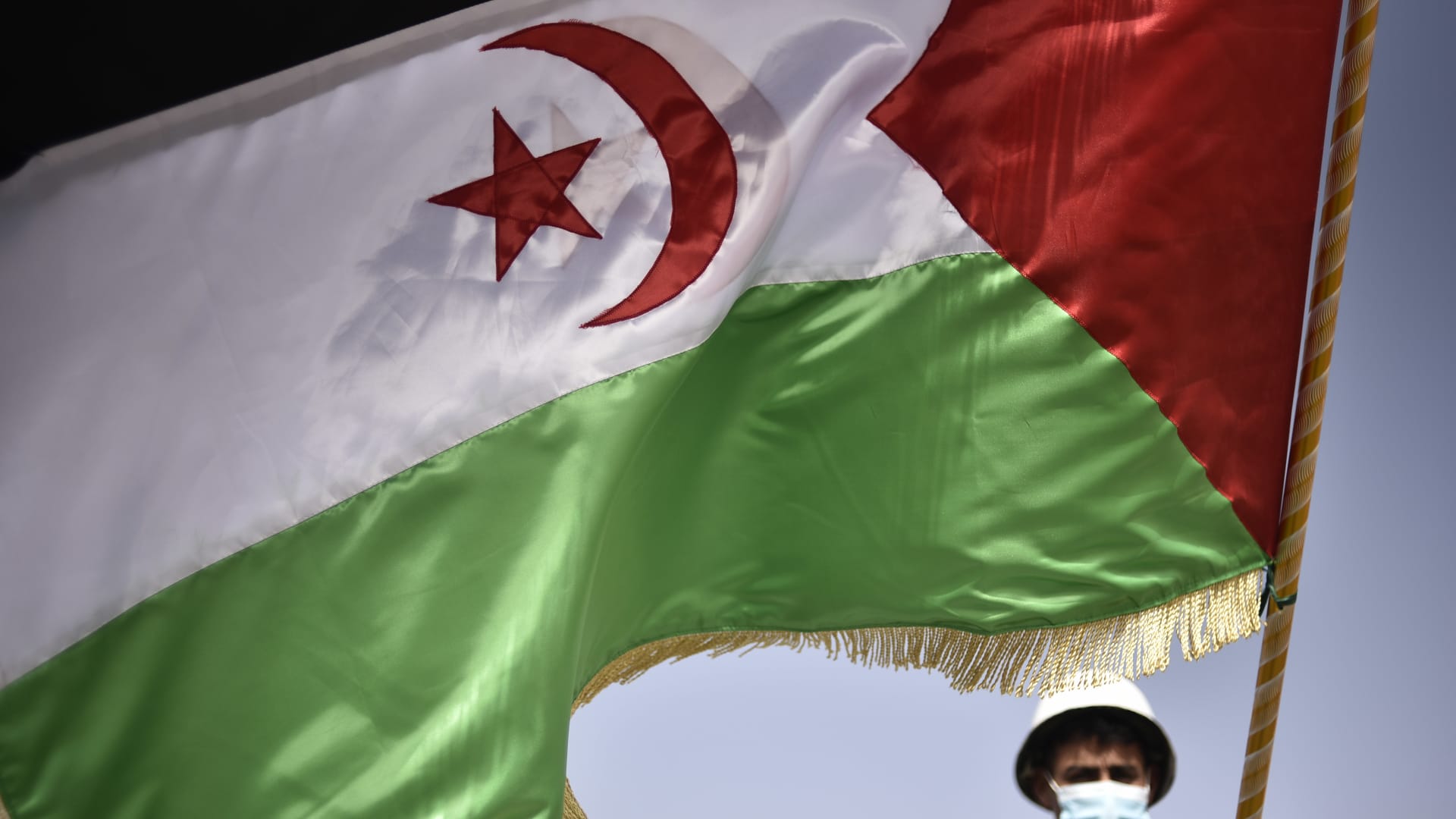 زعيم جبهة البوليساريو يعلن نهاية 29 عاماً من وقف إطلاق النار مع المغرب