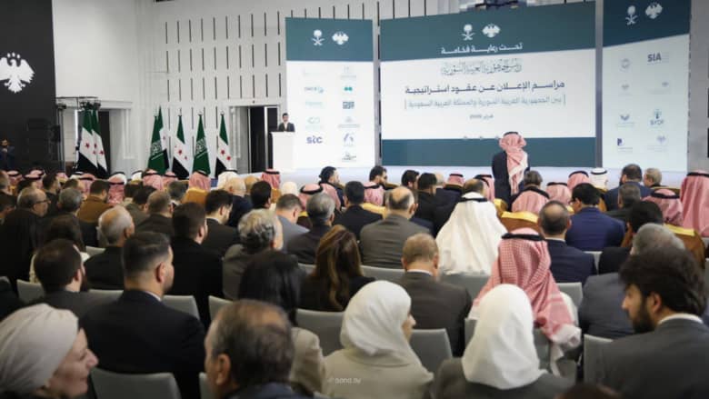 بحضور الشرع.. السعودية وسوريا توقعان "عقودا استراتيجية" في عدة مجالات