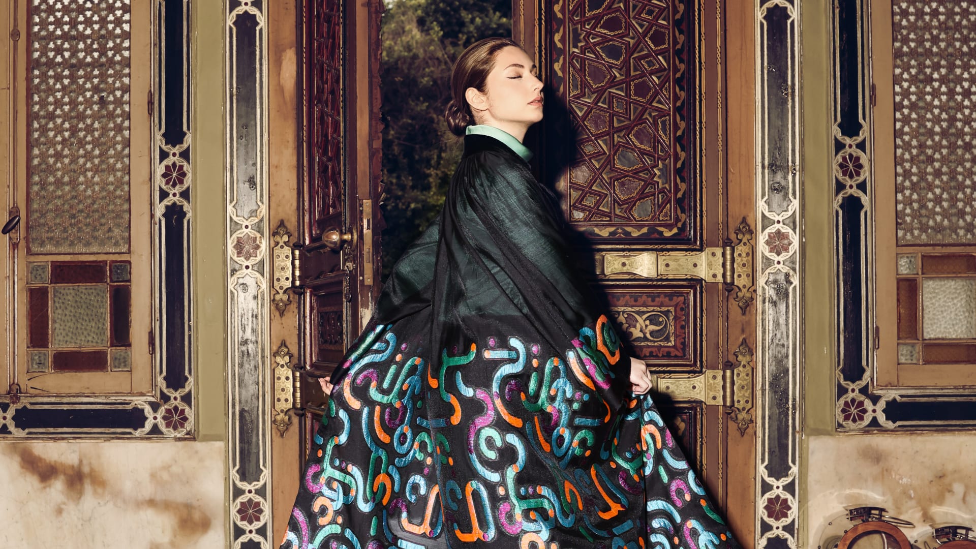 كيف أعاد شهر رمضان تشكيل صيحات الموضة العالمية؟