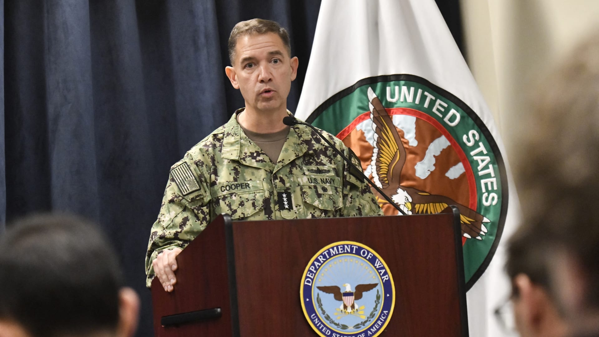 مصادر لـCNN: قائد القيادة المركزية الأمريكية يلتقي قادة الجيش الإسرائيلي