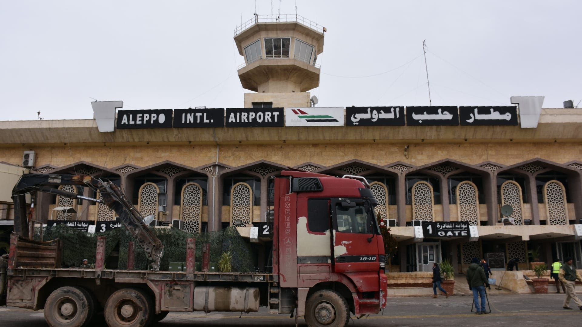 سوريا: هجوم إسرائيلي استهدف مطار حلب الدولي وأخرجه من الخدمة