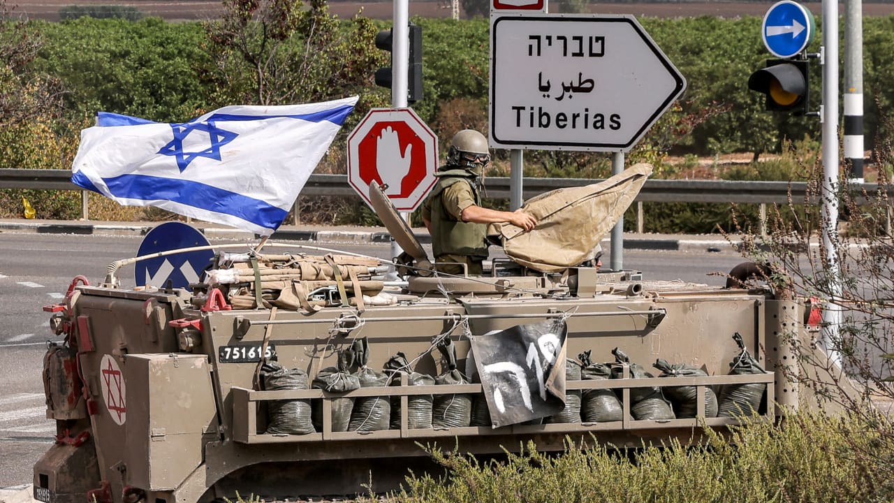 الجيش الإسرائيلي يعلق لـCNN على استهداف سيارة في جنوب لبنان
