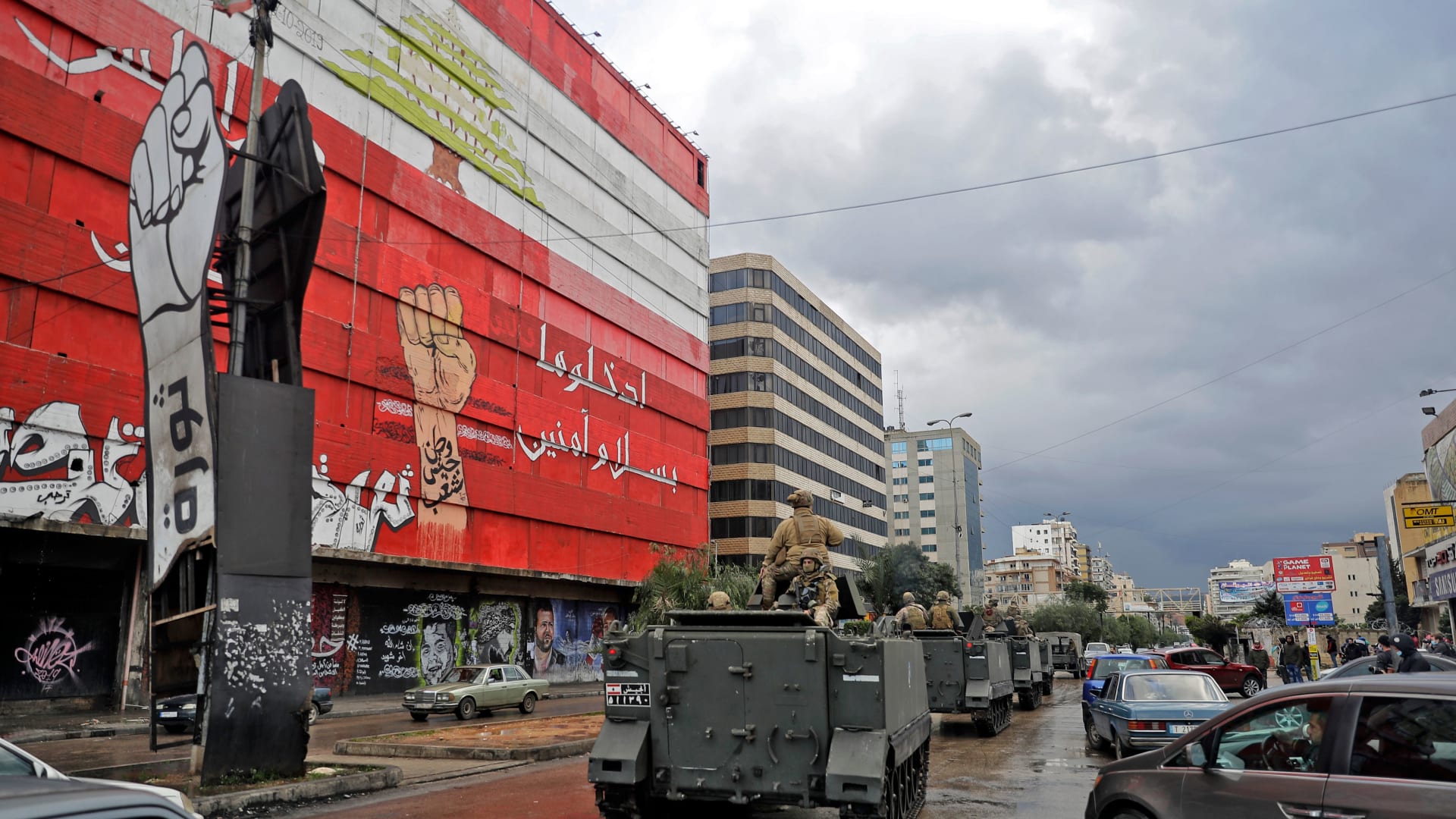 في ظل احتجاجات طرابلس اللبنانية.. تركيا: مستعدون لترميم المباني المتضررة