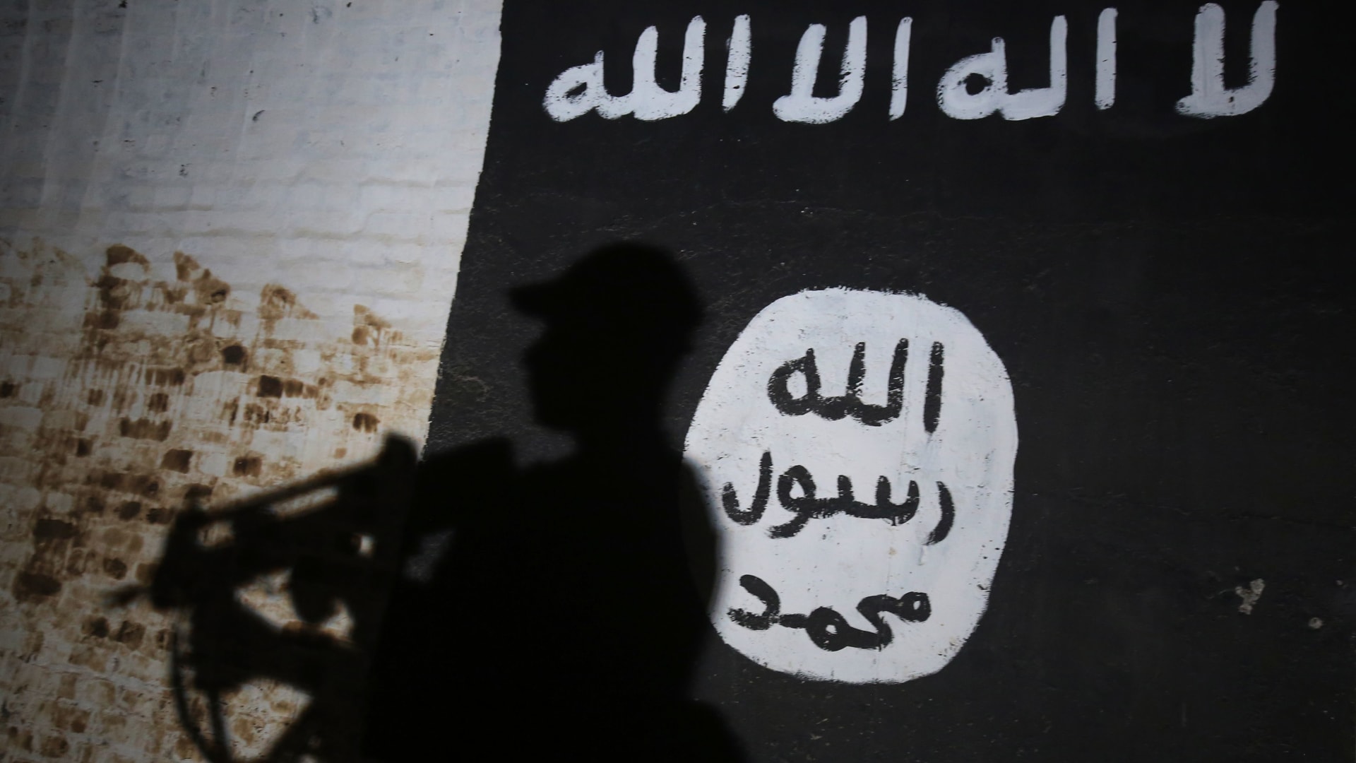 شاهد كيف قتلت قوات النخبة الأمريكية زعيم داعش في سوريا