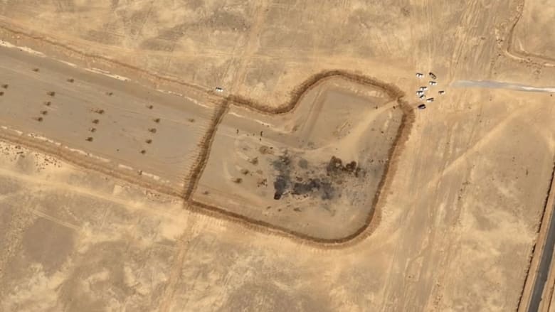 رصد حطام طائرة أمريكية في مهبطٍ ناءٍ بإيران.. ما القصة؟