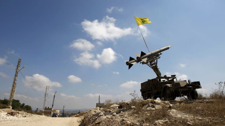 "حزب الله" يطلق صواريخ باتجاه إسرائيل في أول هجوم منذ وقف إطلاق النار