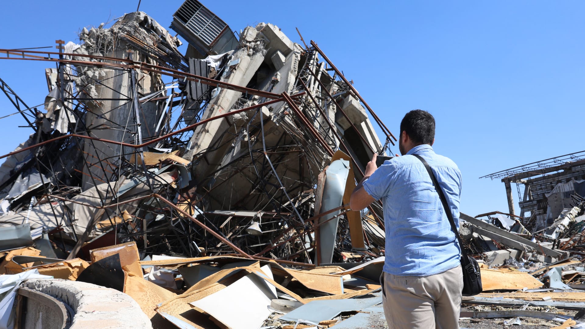 مسؤول لـCNN: إسرائيل تؤجل بعض الضربات المقررة على إيران لهذا السبب