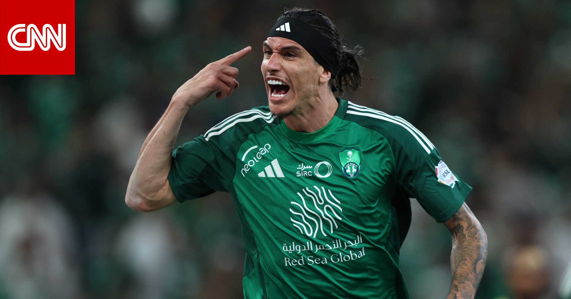 "إنقاذ تاريخي".. تفاعل مع لقطة لاعب الأهلي السعودي أمام العين الإماراتي