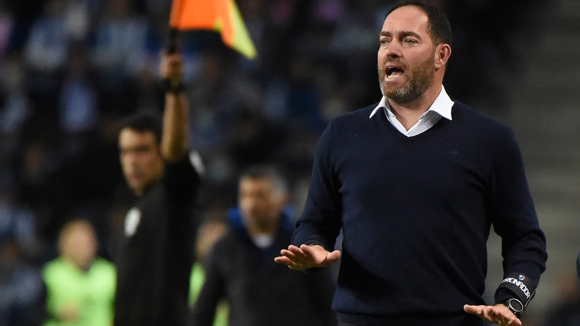 "ما يحدث يفوق تحمل البشر".. مدرب الأهلي المصري يبدي غضبه من جدول المباريات