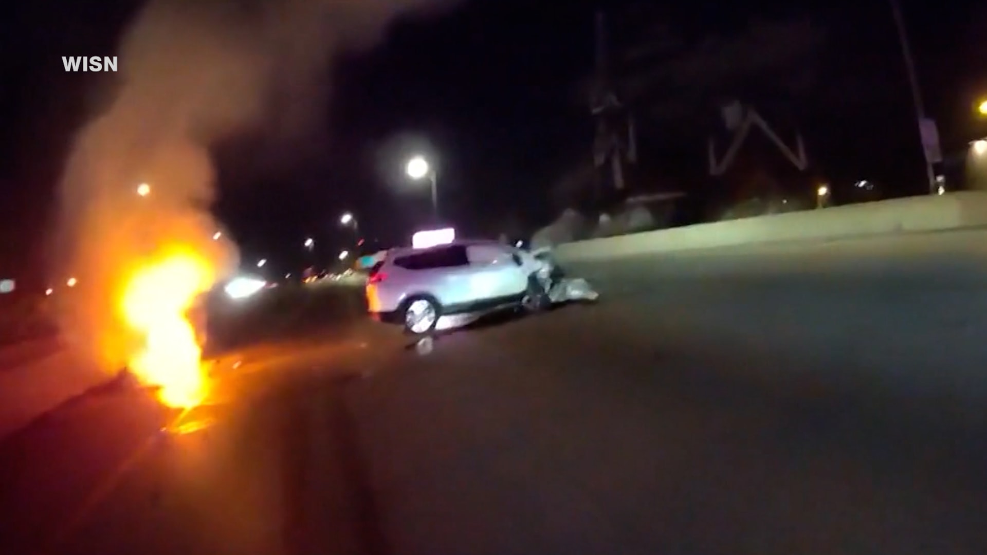 أودى بحياة جنين.. سائق يسير عكس السير ويتسبب بحادث مروع في أمريكا