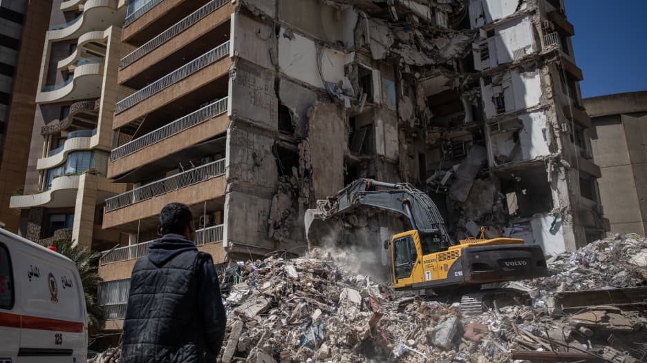 لبنان يرفض التفاوض تحت النار وإسرائيل تتمسك بالقتال.. إليكم ما نعلمه