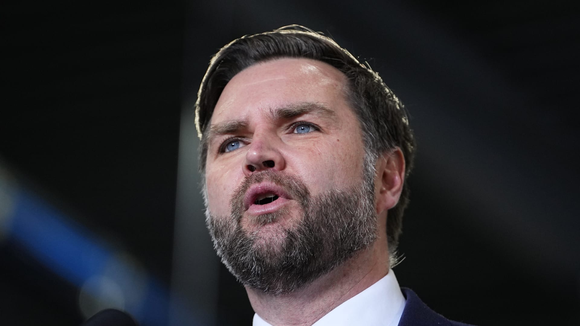 فانس: "لا توجد فرصة" لدخول أمريكا في حرب تمتد سنوات بالشرق الأوسط