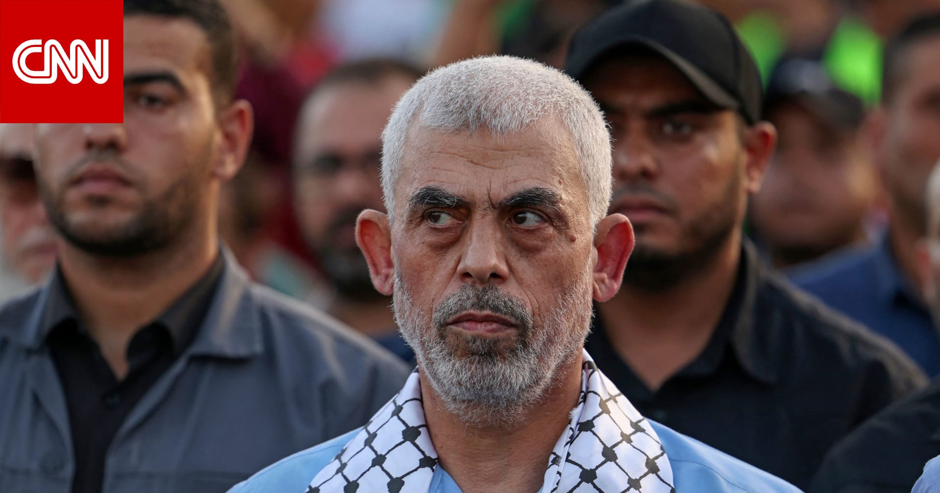 الرئيس الإيراني يزور مكتب حماس بطهران للعزاء في مقتل يحيى السنوار
