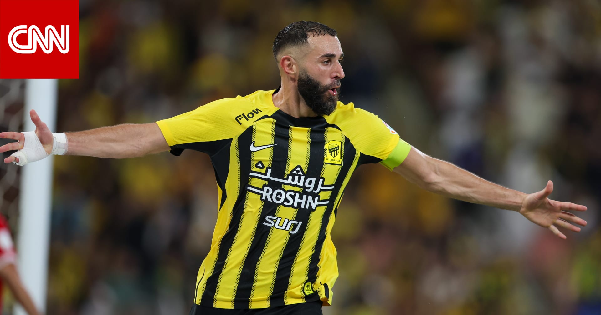 ماذا فعل جمهور الاتحاد مع بنزيما لحظة استبداله في مباراة الاتفاق؟