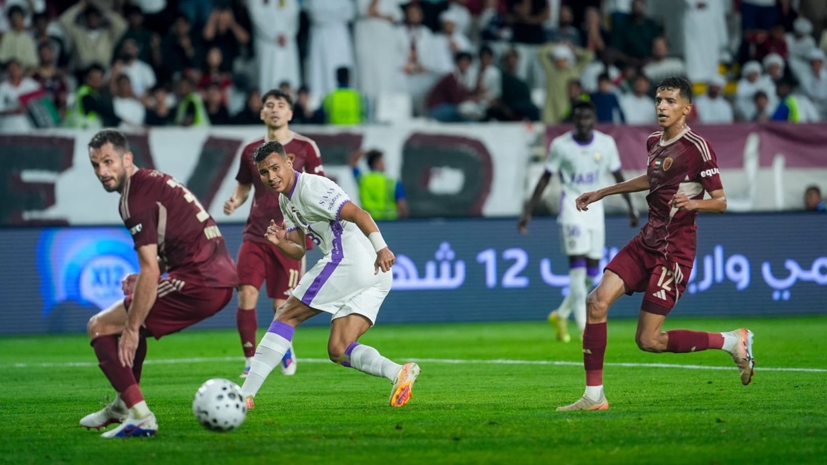 العين والوحدة.. "كلاسيكو الإمارات" يتجدد في نهائي مشتعل بأبوظبي