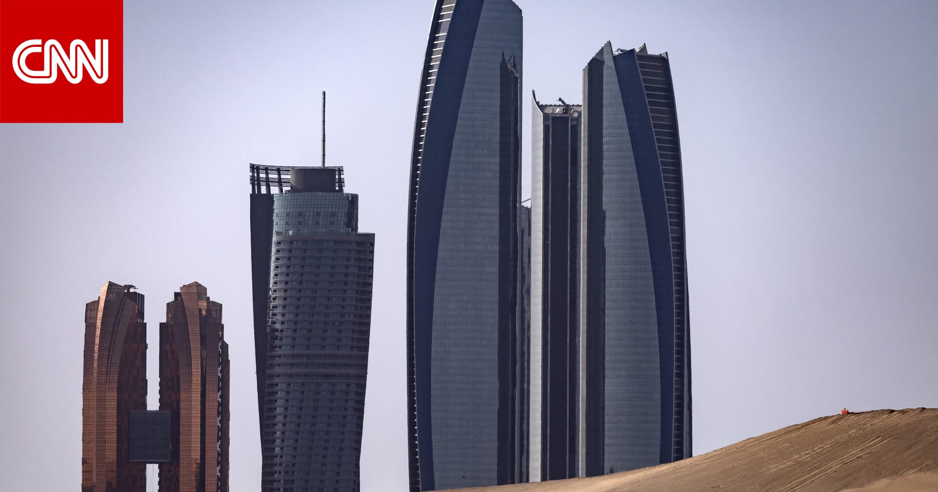 مكتب أبوظبي الإعلامي: التعامل مع حادثتين أسفرتا عن إصابتين نتيجة سقوط شظايا