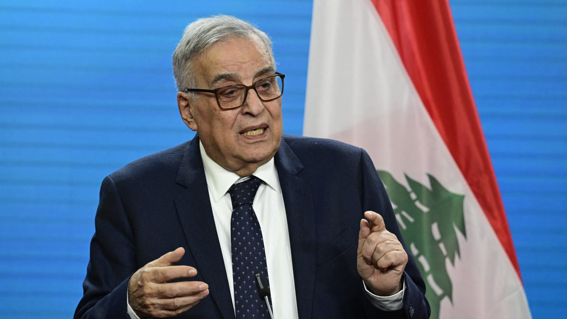 وزيرخارجية لبنان لـCNN: نعمل على إقناع "حزب الله" بعدم شن حرب ضد إسرائيل