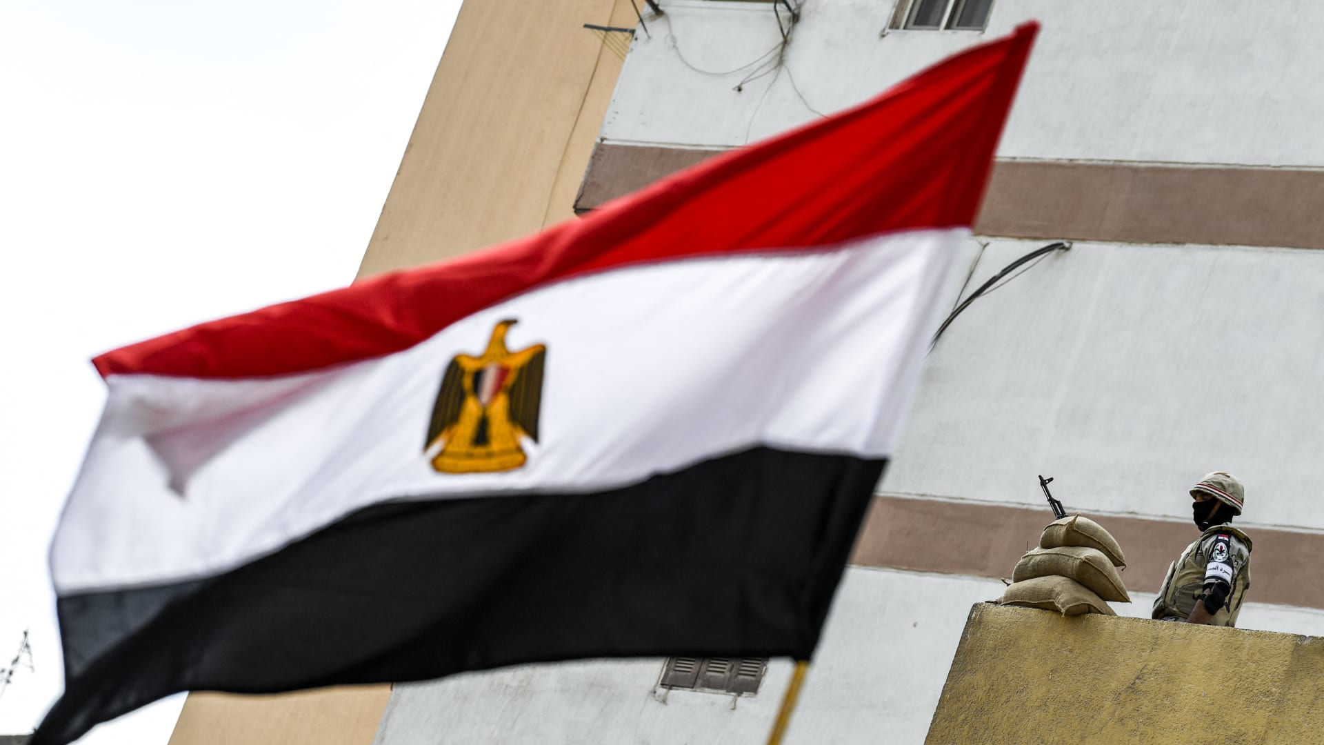 قوات الدعم السريع تعلن تفاصيل عن موقع الجنود المصريين المحتجزين وموعد تسليمهم للقاهرة