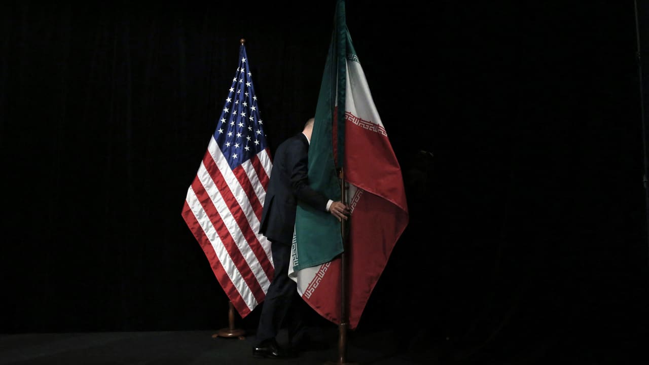 مصادر تكشف لـCNN تفاصيل المحادثات غير المباشرة بين أمريكا وإيران